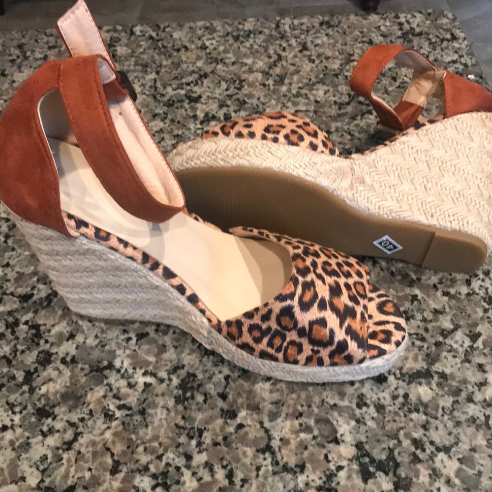 Women’s shoe